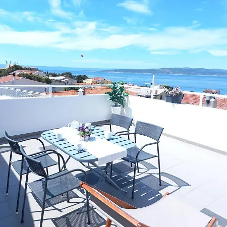 Apartment Nino *