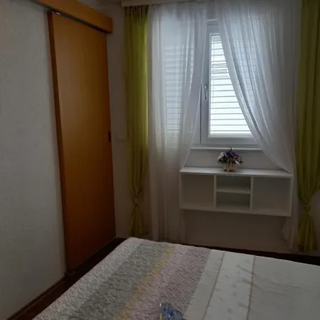 Apartment Nino *