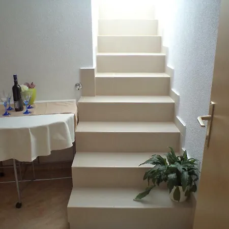 Nino Apartment