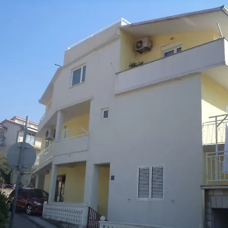 Nino * Baška Voda